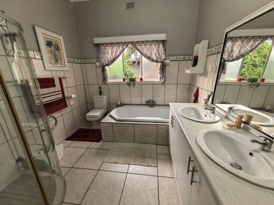 3 Bedroom Property for Sale in Parys Free State